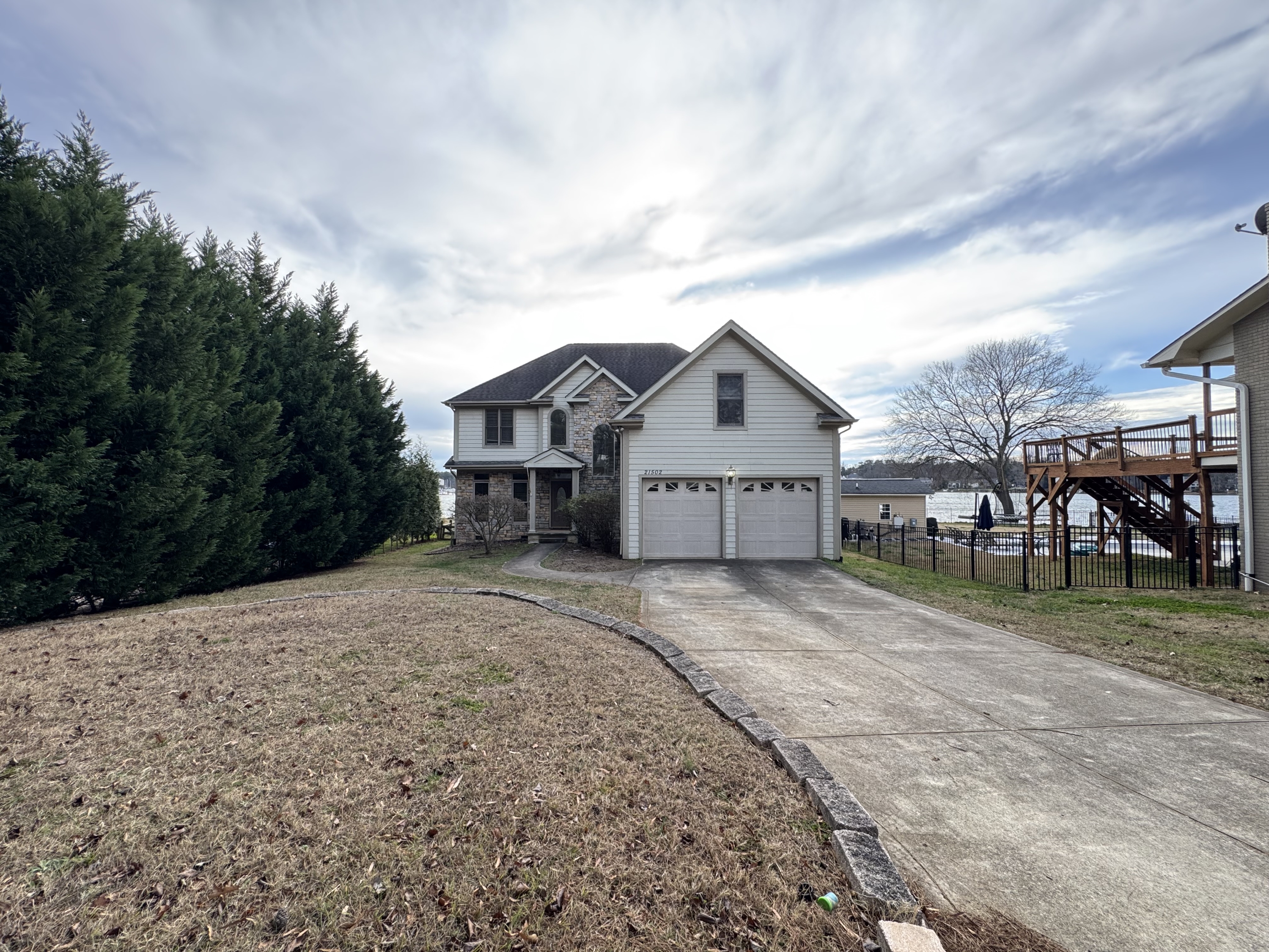 21502 Rio Oro Drive